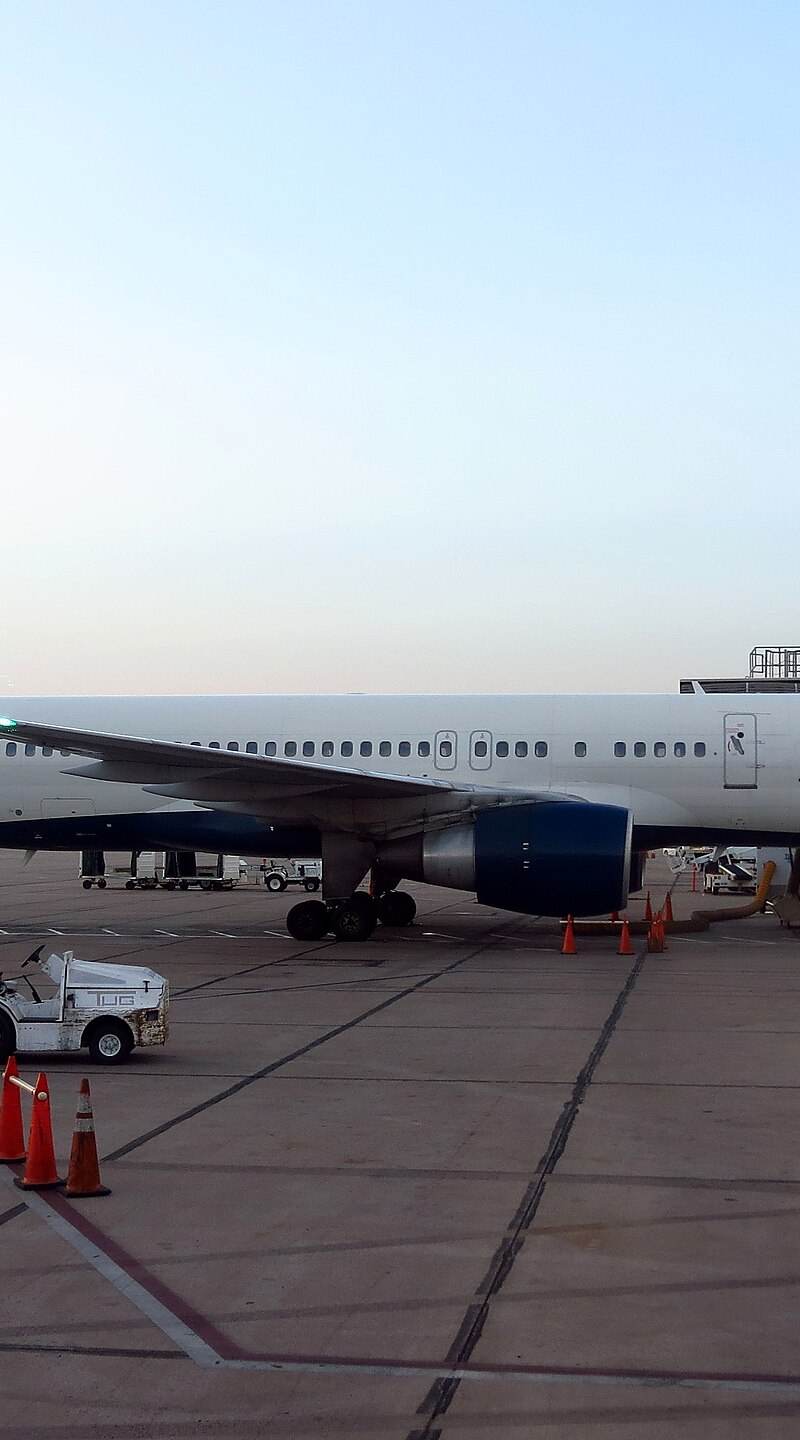 N674DL - Boeing
