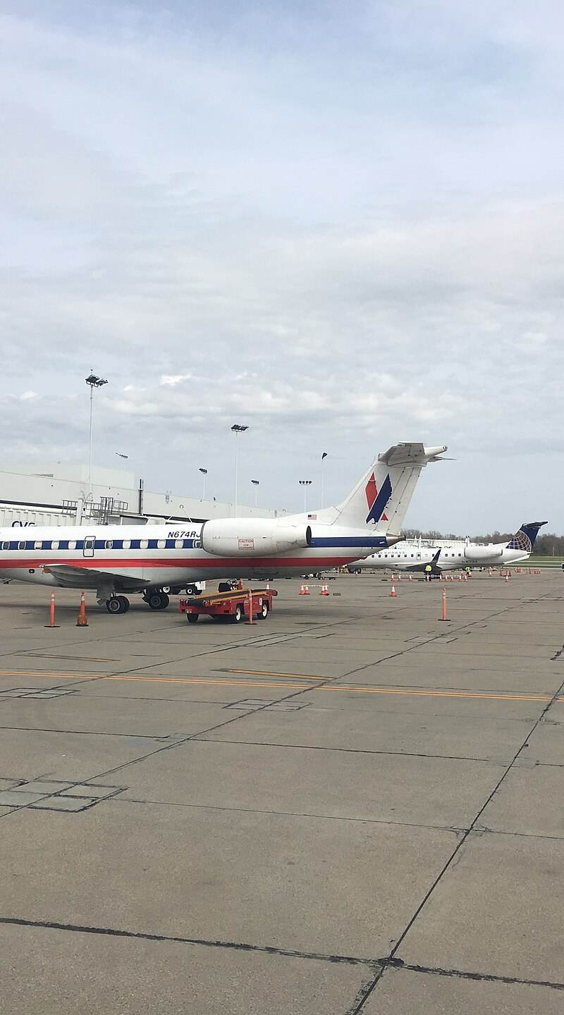 N674RJ - Aircraft