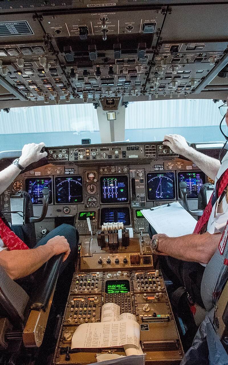 N674US - Aircraft