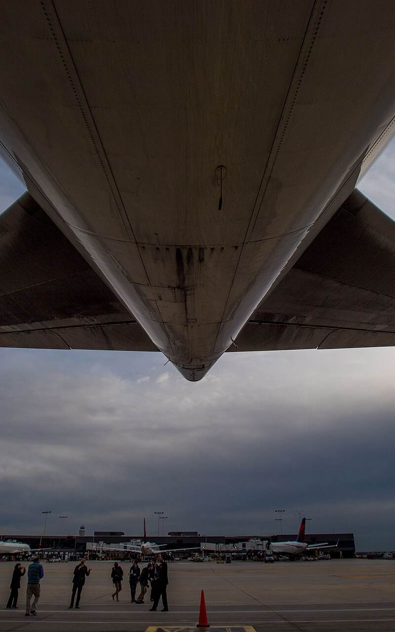 N674US - Aircraft