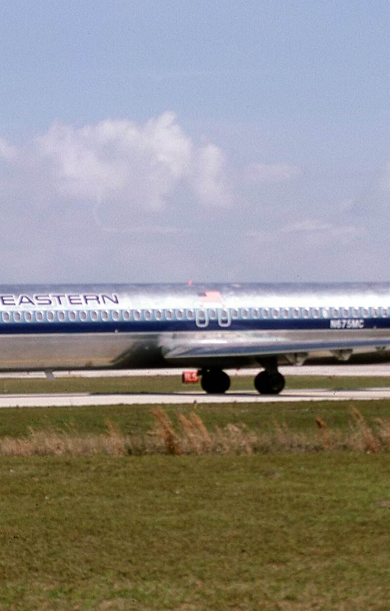 N675MC - Douglas