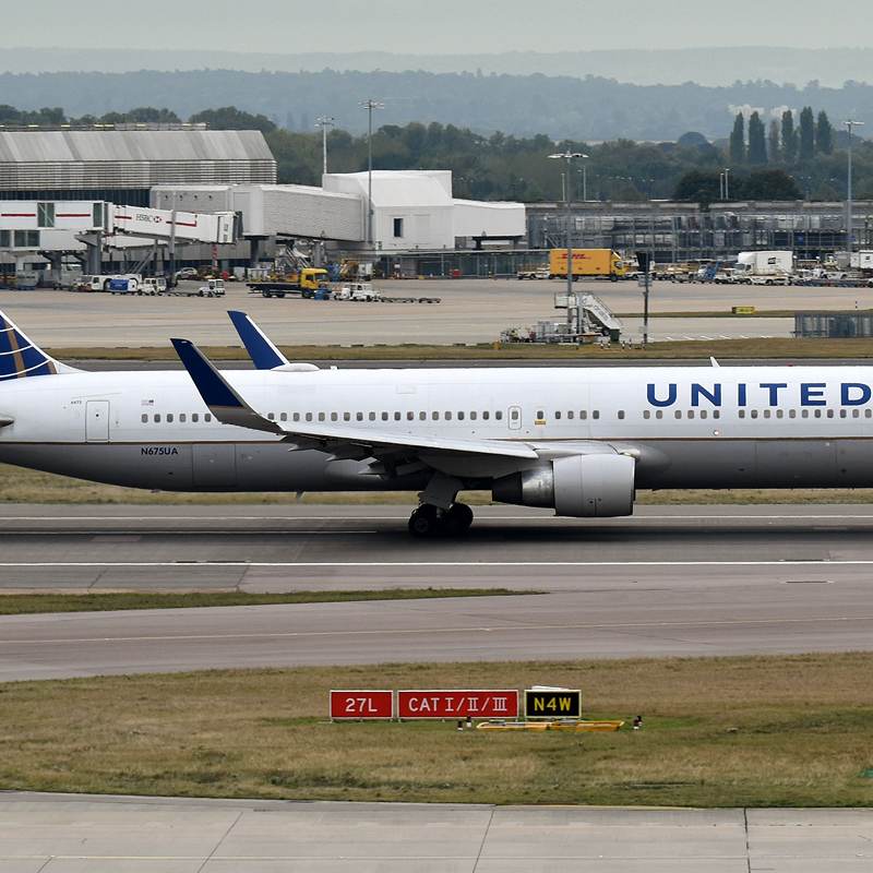 N675UA - Boeing