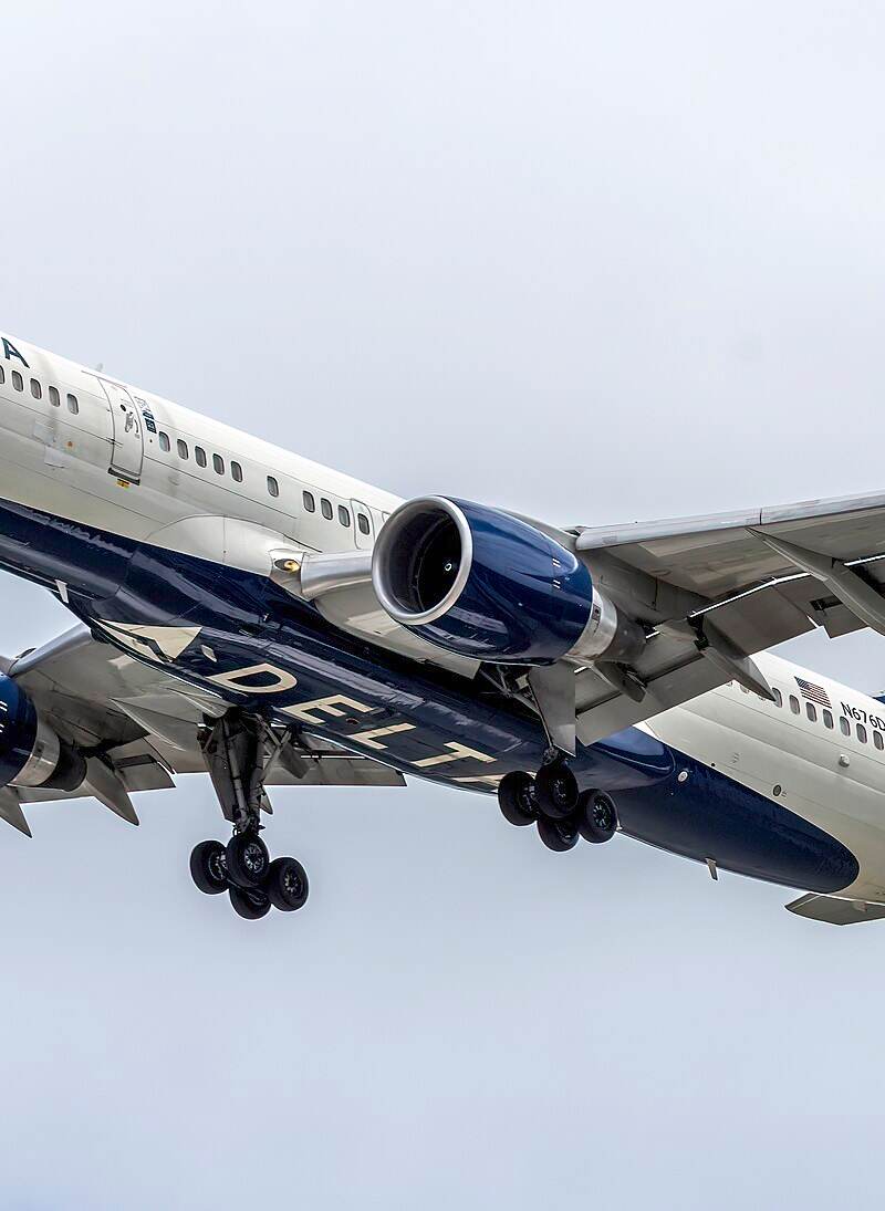 N676DL - Boeing