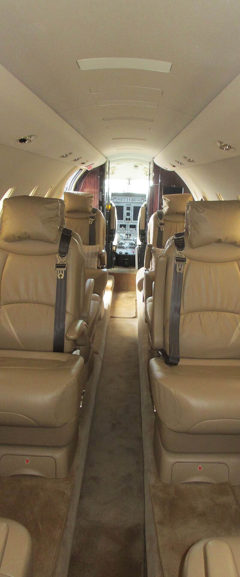 N680AB - Business jet
