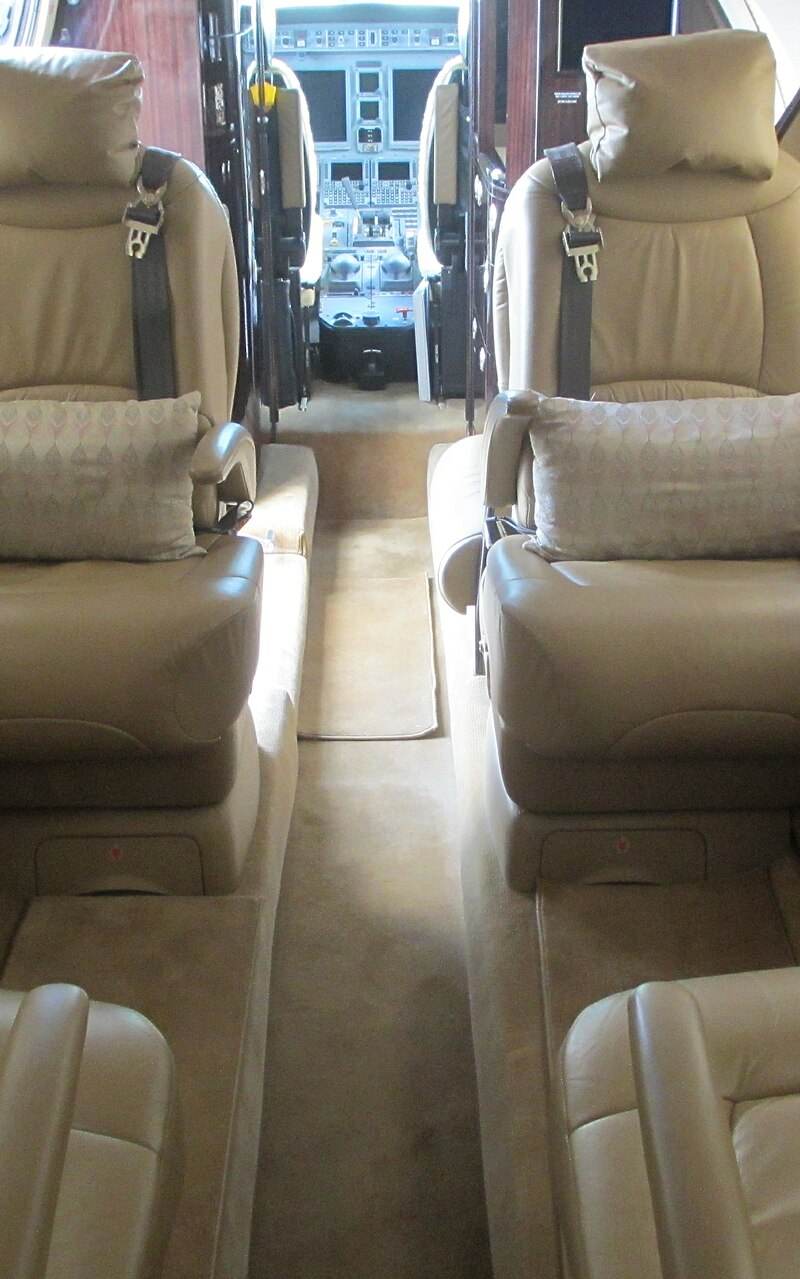 N680AB - Business jet