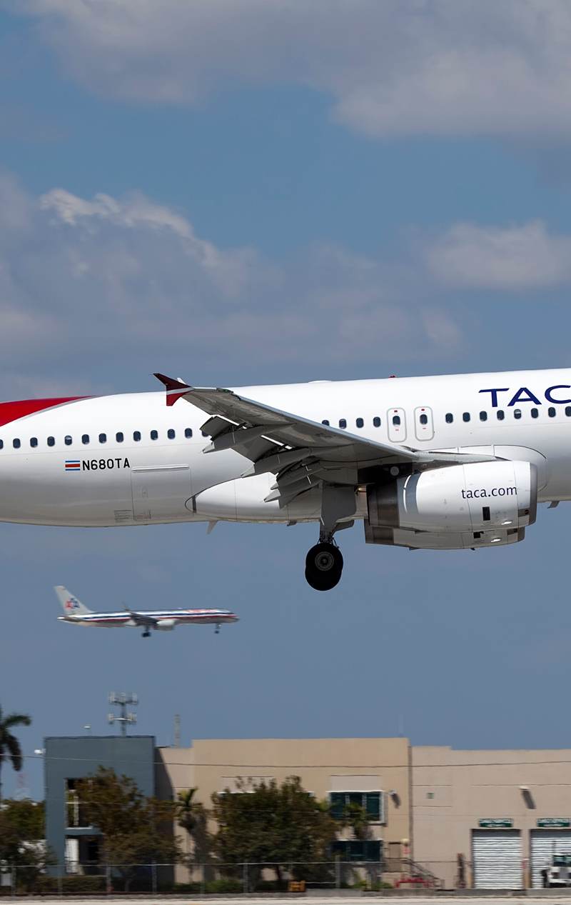N680TA - Airbus