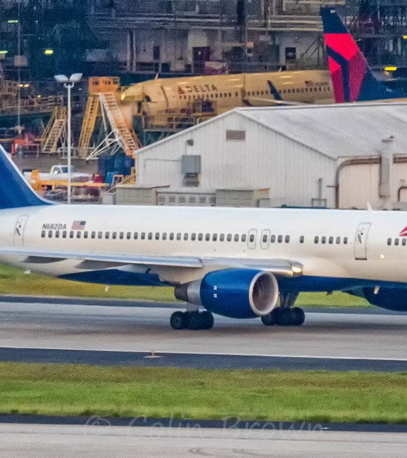 N682DA - Boeing