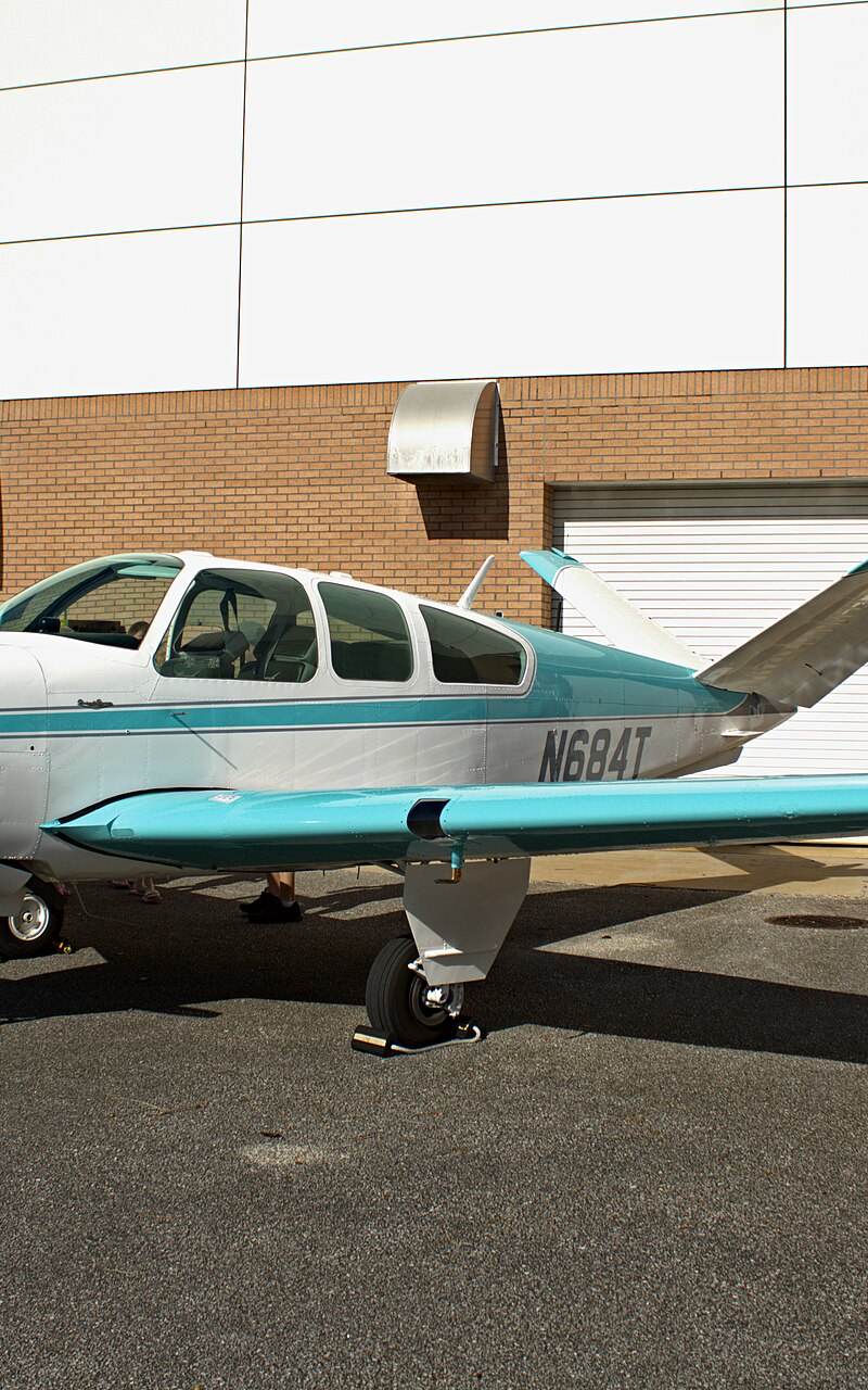 N684T - Beechcraft