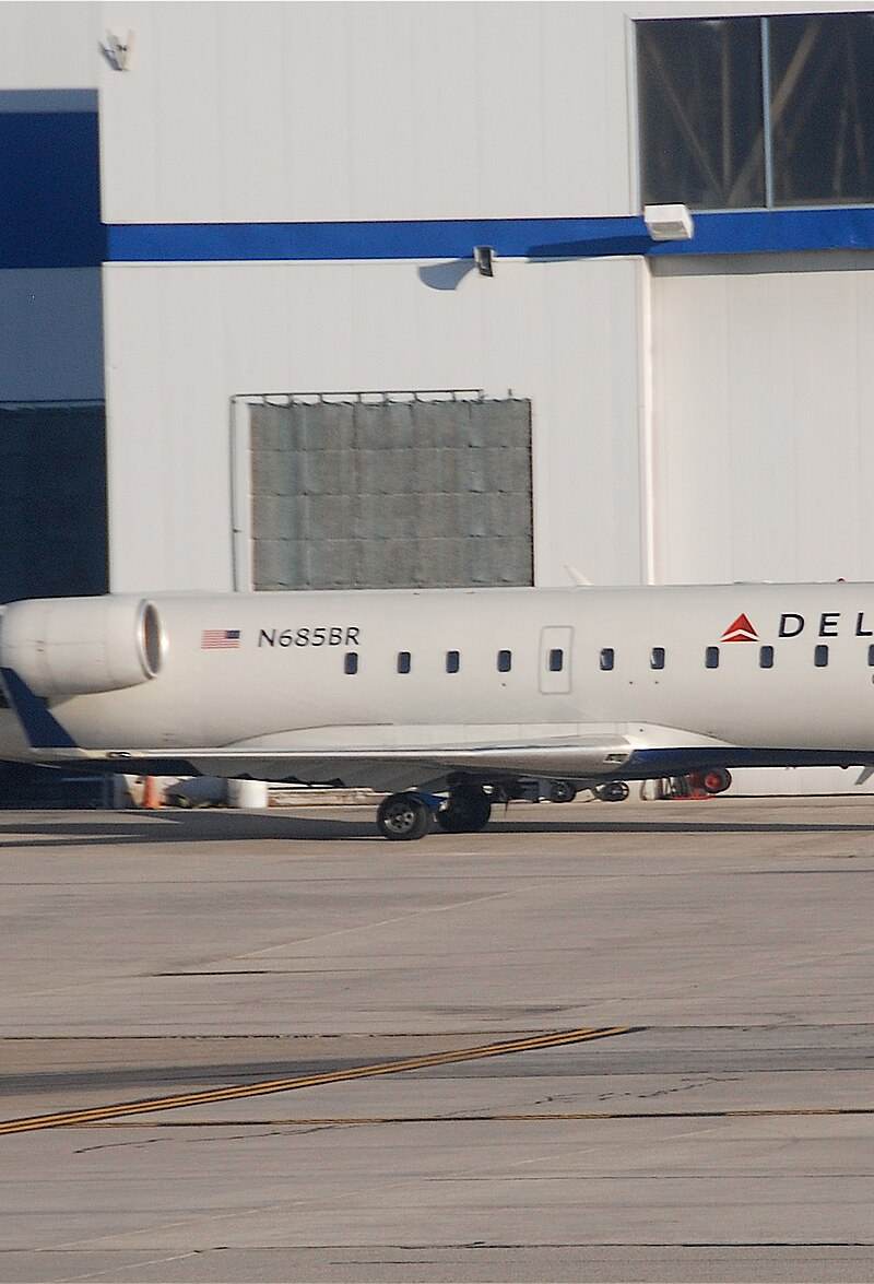 N685BR - Bombardier
