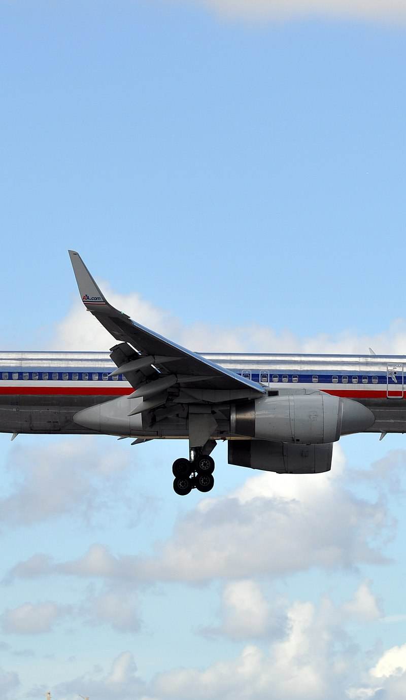 N686AA - Boeing