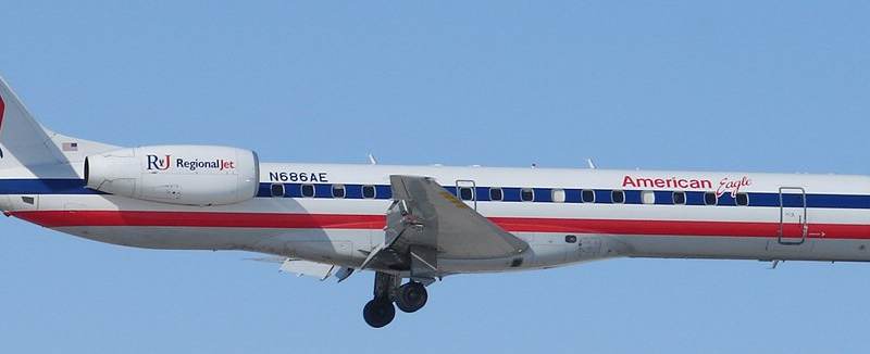 N686AE - Embraer