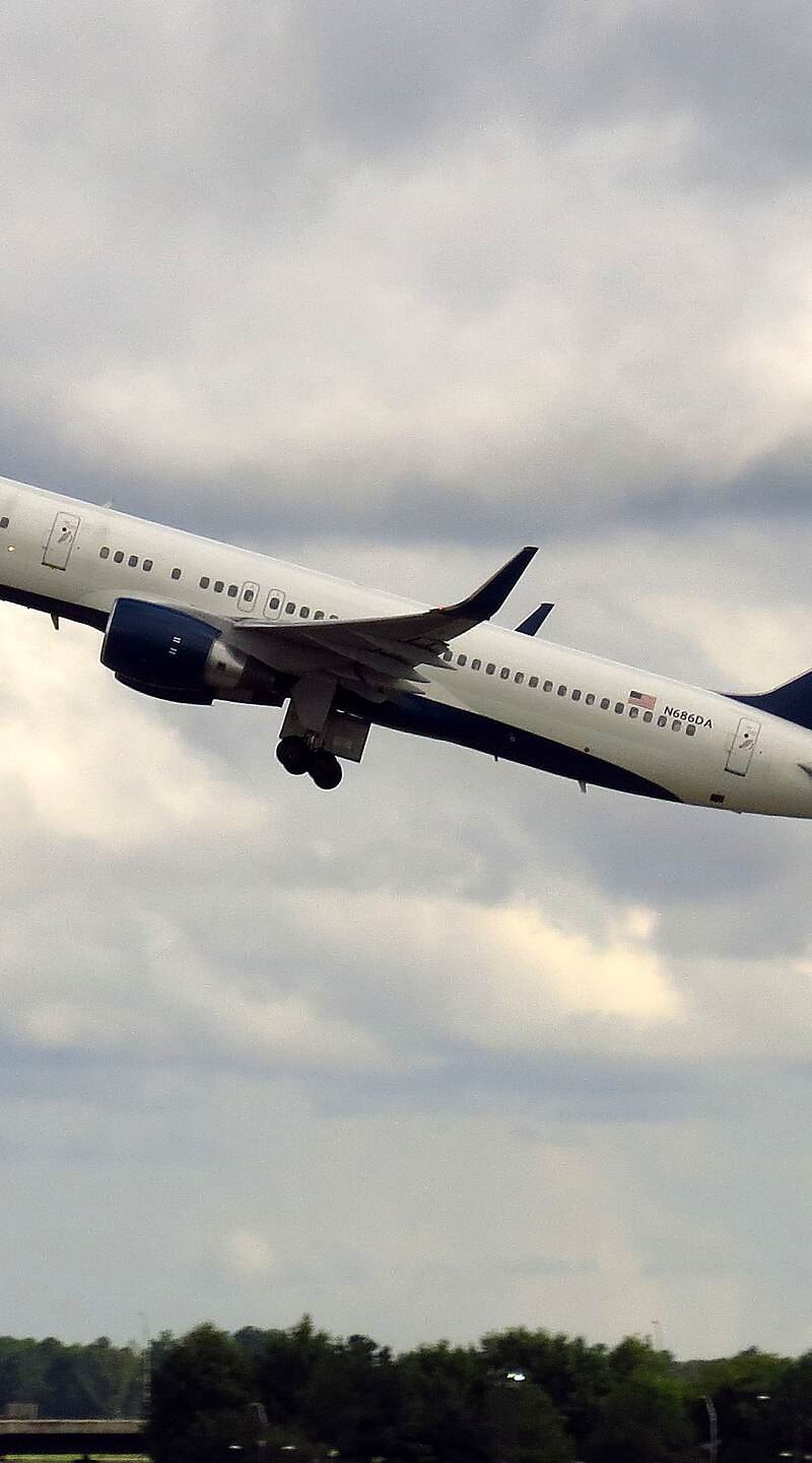 N686DA - Aircraft