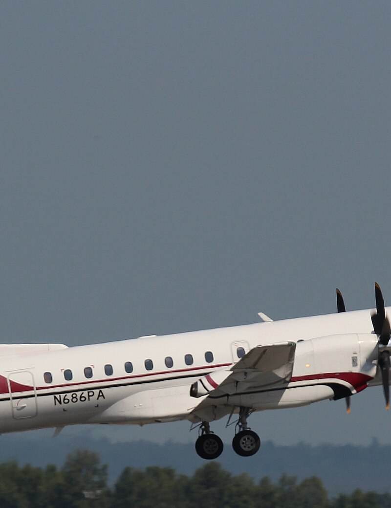 N686PA - Twin-engine aircraft