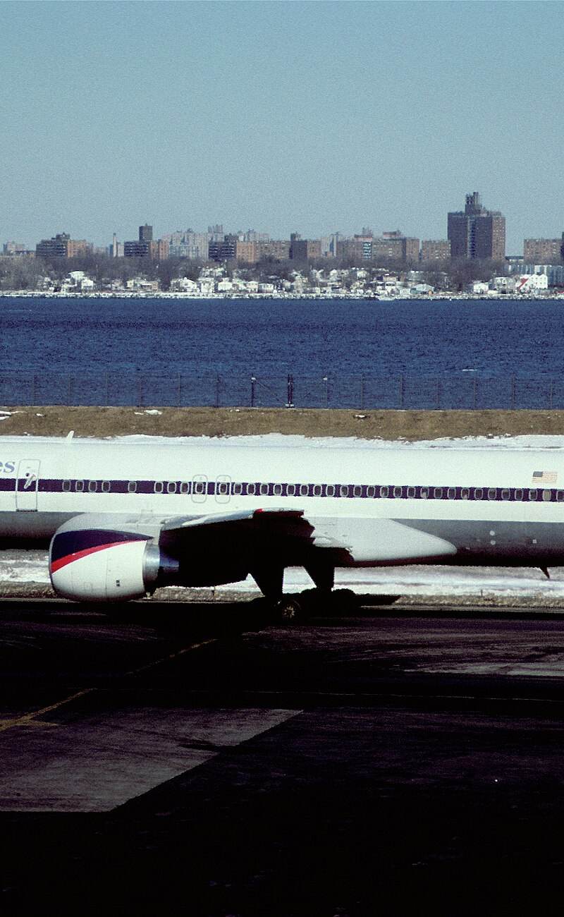 N687DL - Boeing