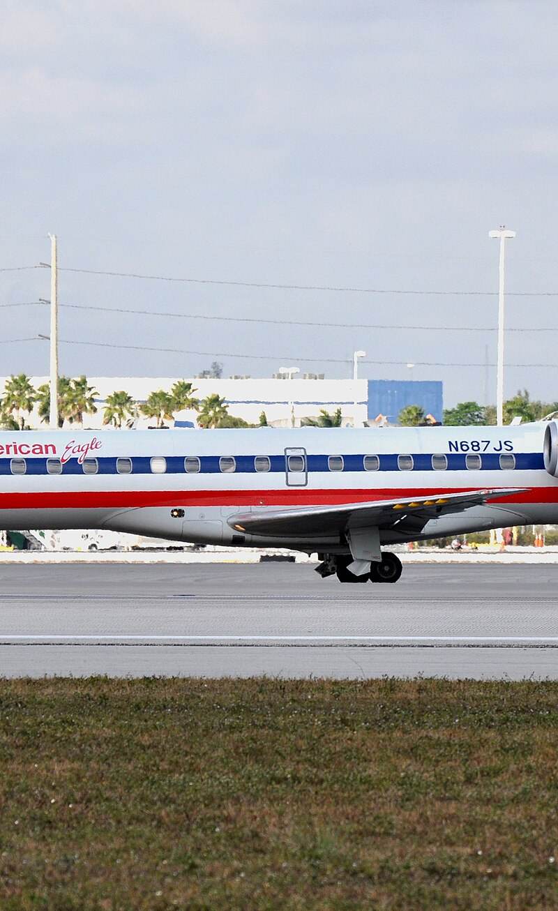 N687JS - Embraer