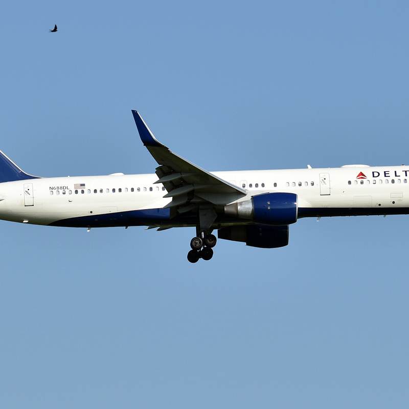N688DL - Boeing