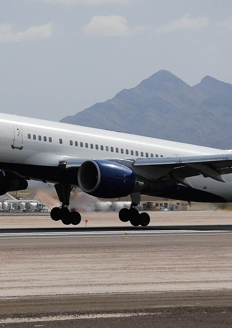 N688DL - Boeing
