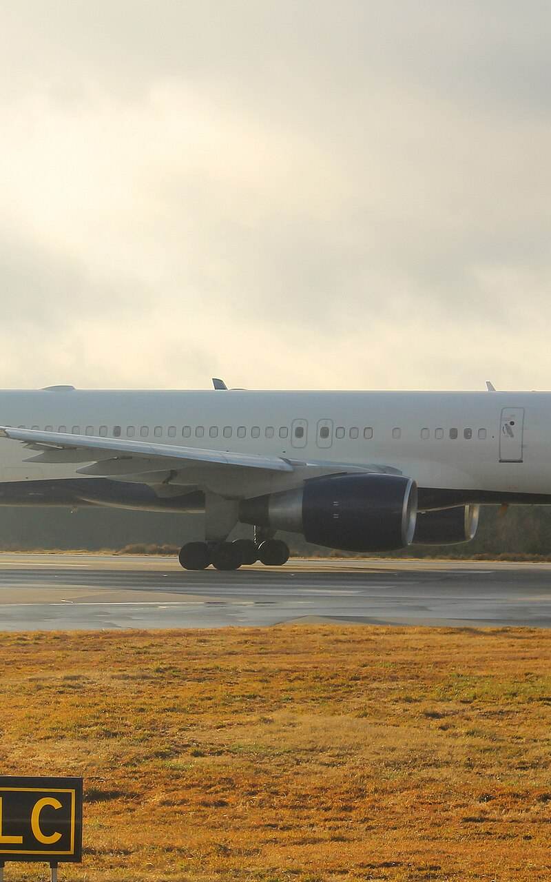 N688DL - Aircraft