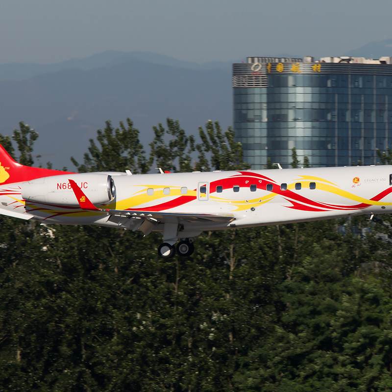 N688JC - Embraer
