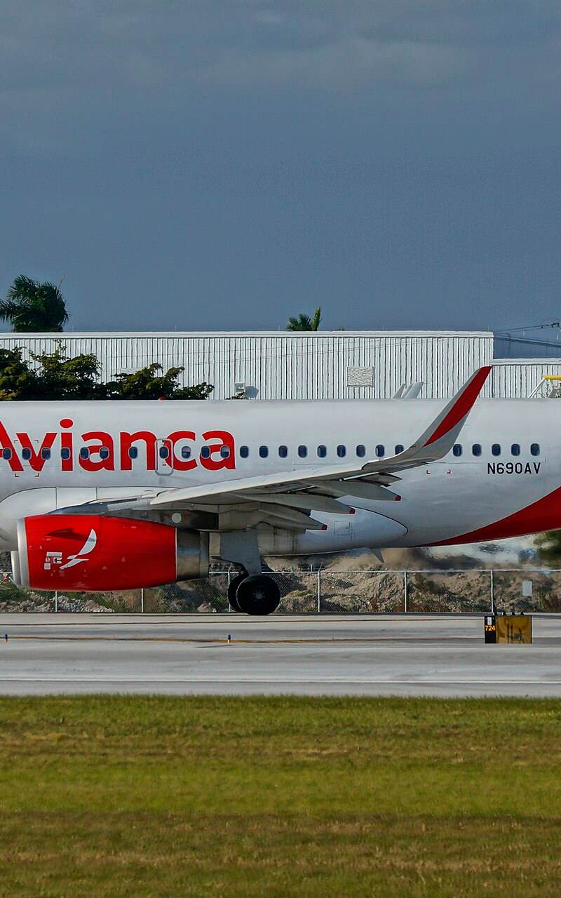 N690AV - Airbus