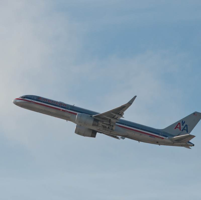 N691AA - Boeing