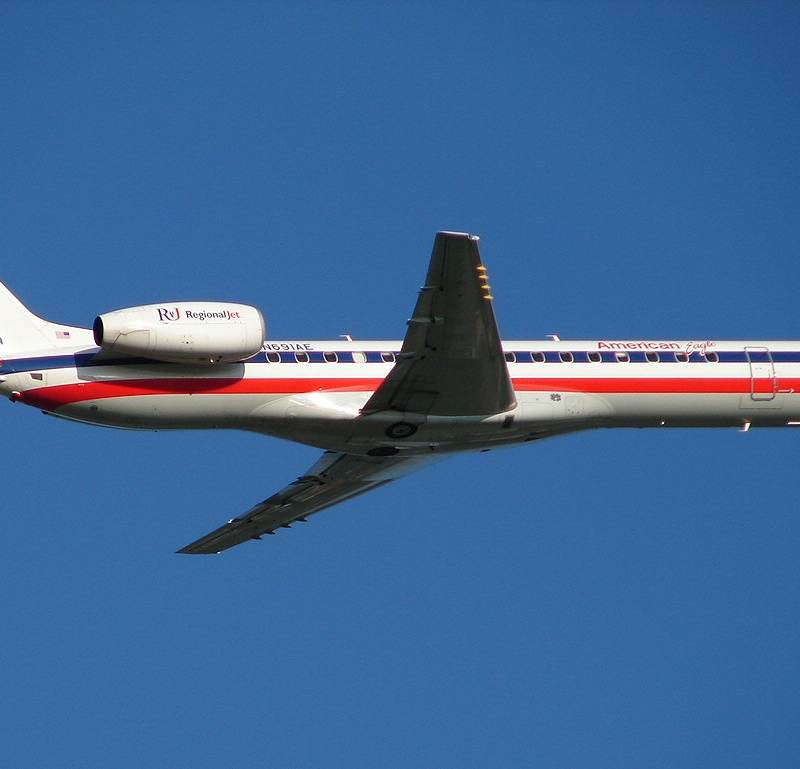 N691AE - Embraer