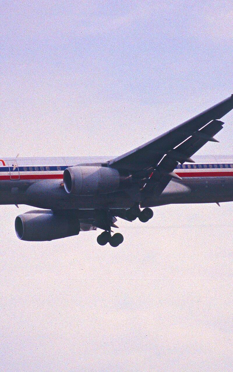 N692AA - Boeing