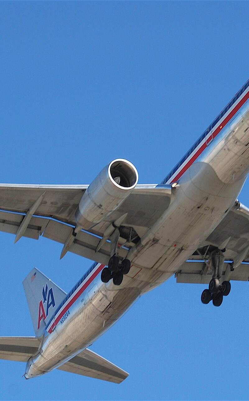 N692AA - Boeing