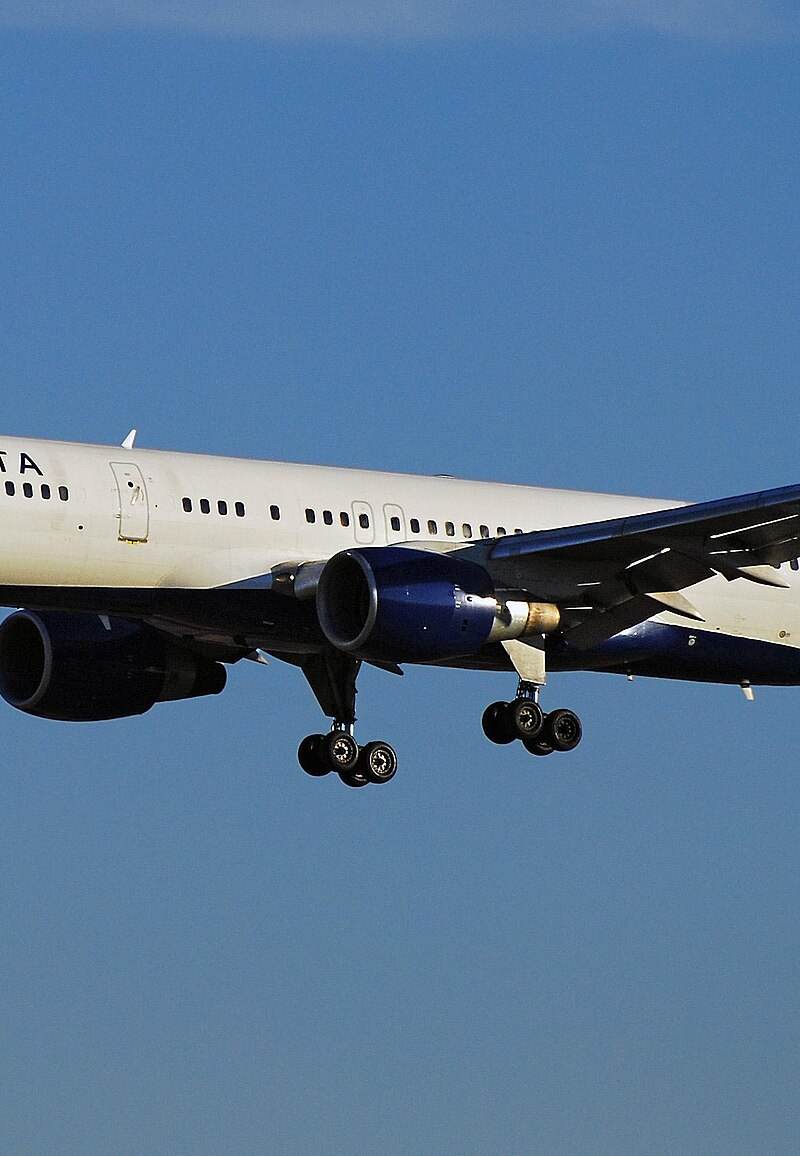N692DL - Boeing