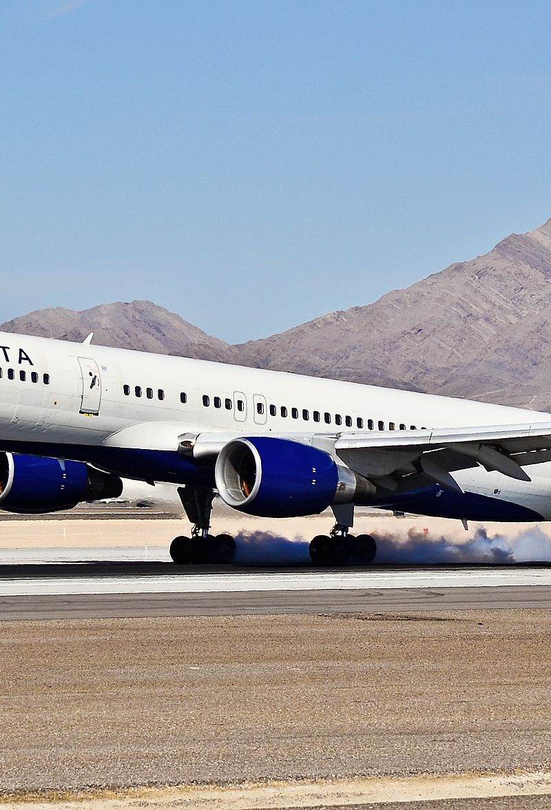 N692DL - Boeing
