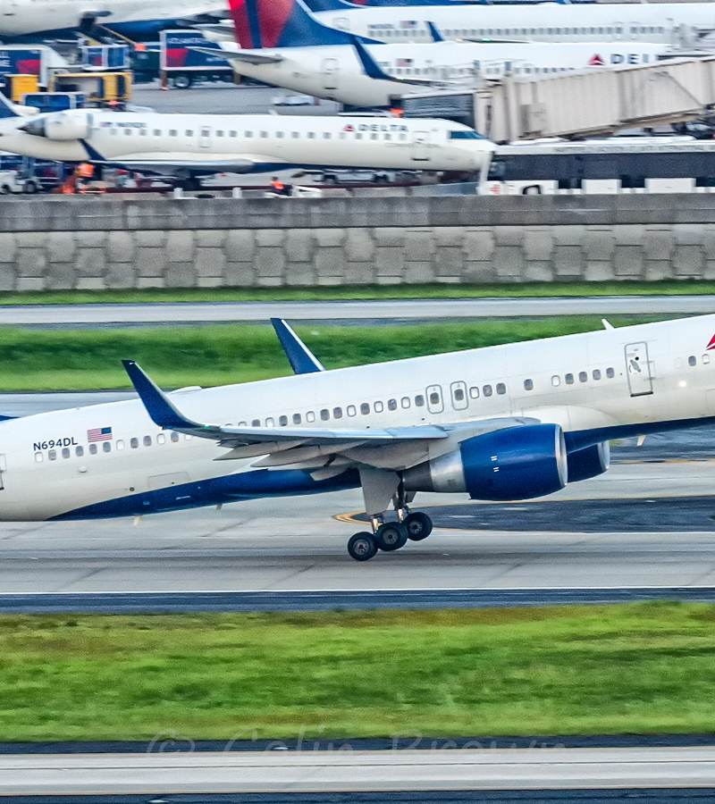 N694DL - Boeing