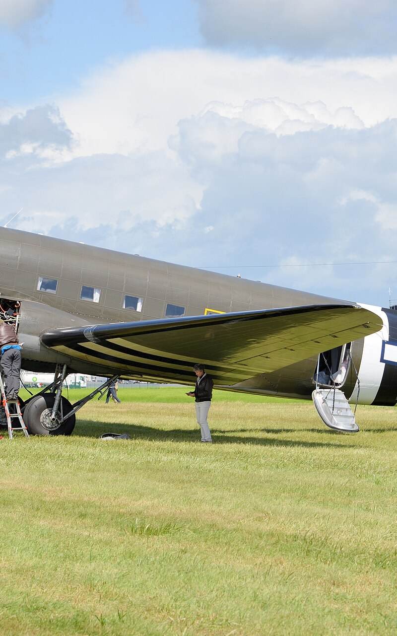 N62CC - Douglas