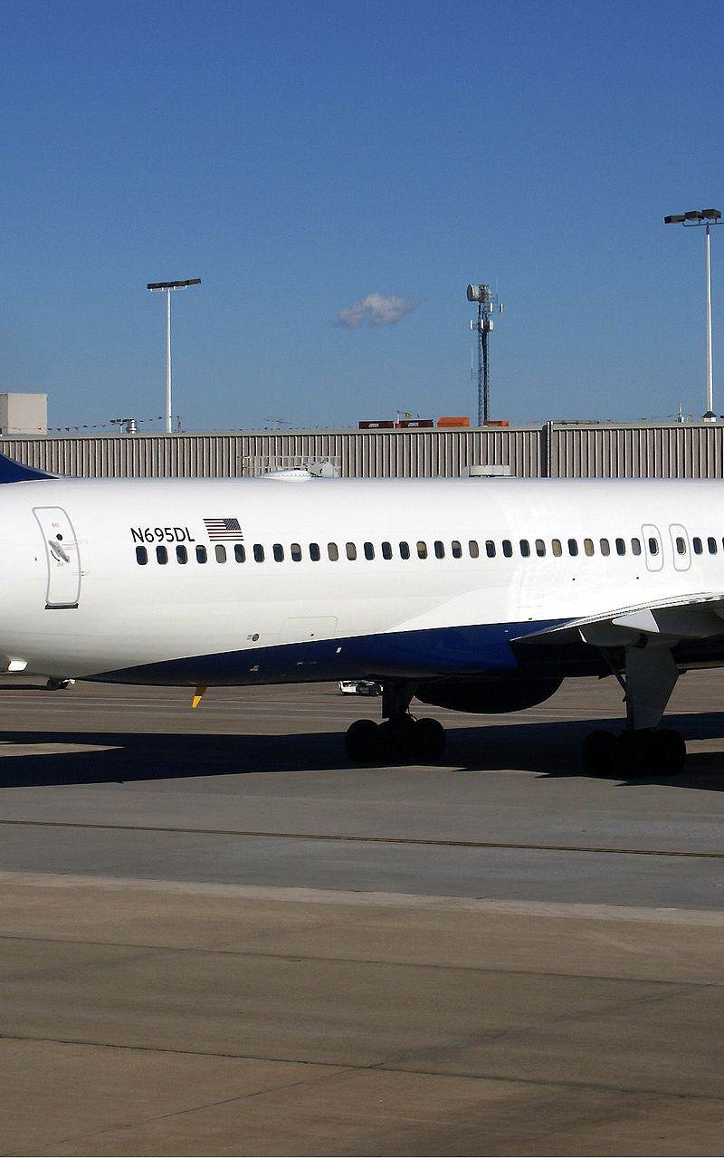 N695DL - Boeing