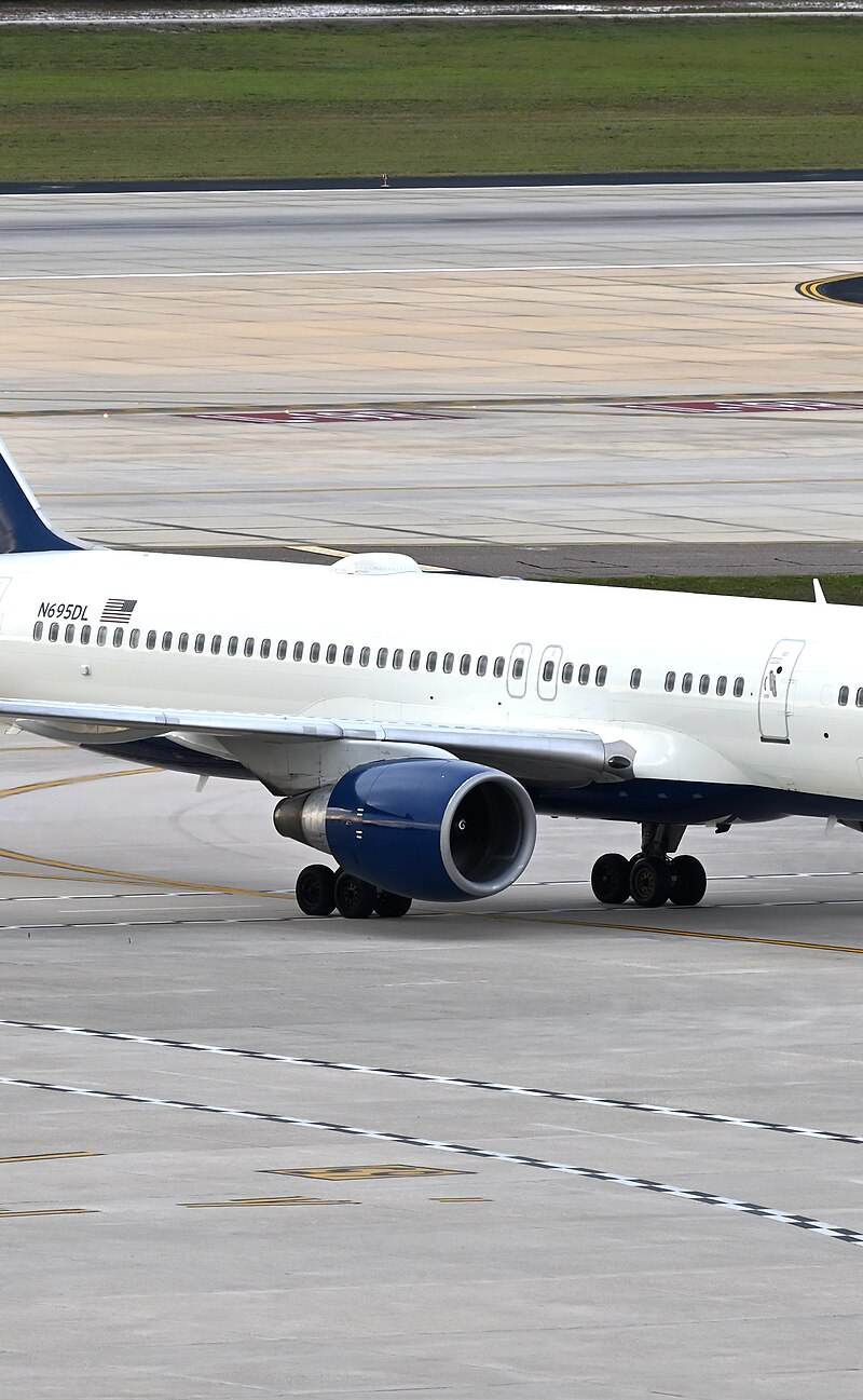 N695DL - Boeing