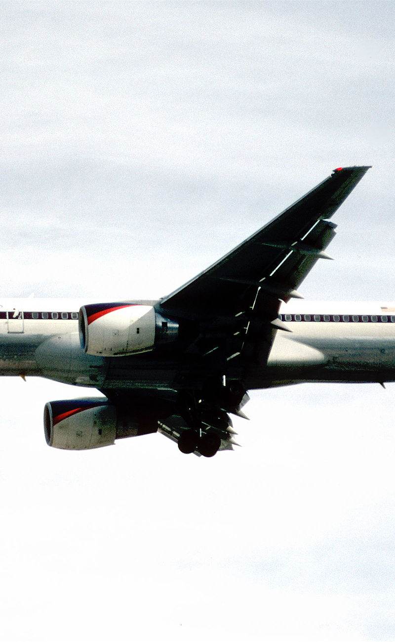 N696DL - Boeing