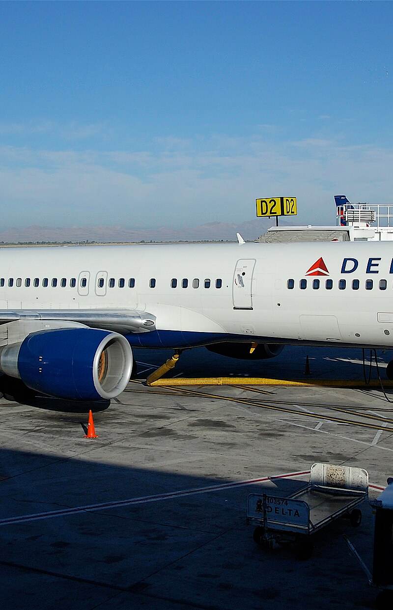 N697DL - Boeing