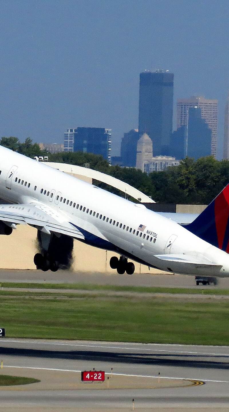 N697DL - Boeing