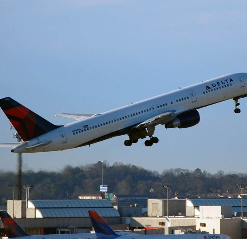 N698DL - Boeing