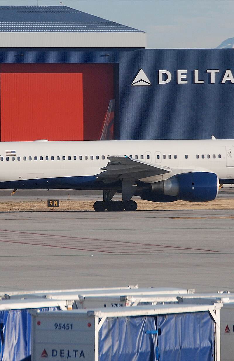 N698DL - Boeing