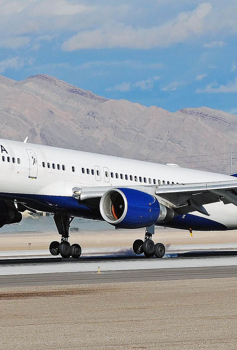 N699DL - Boeing