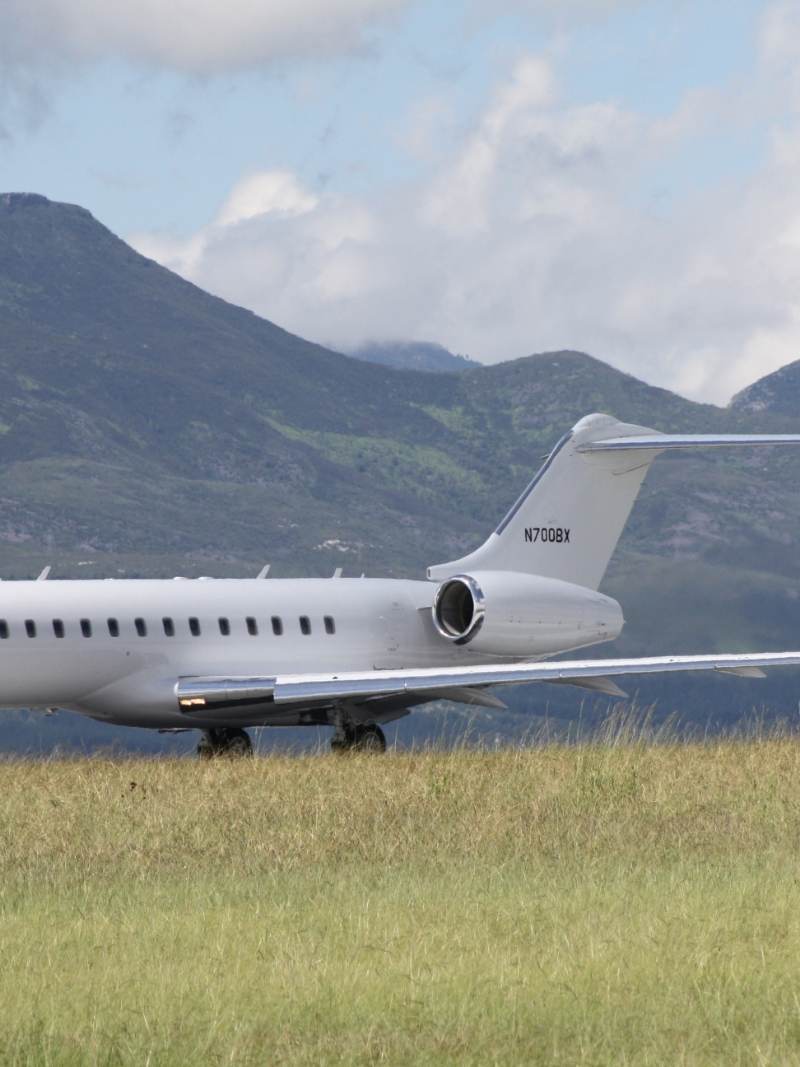 N700BX - Business jet