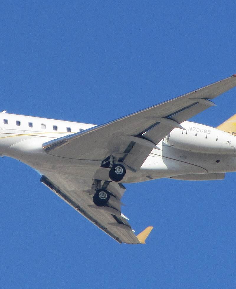 N700GB - Business jet