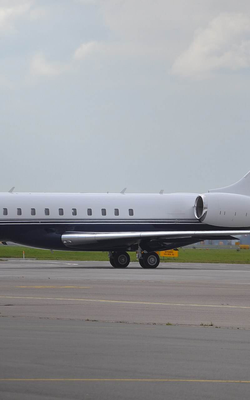 N700LS - Business jet