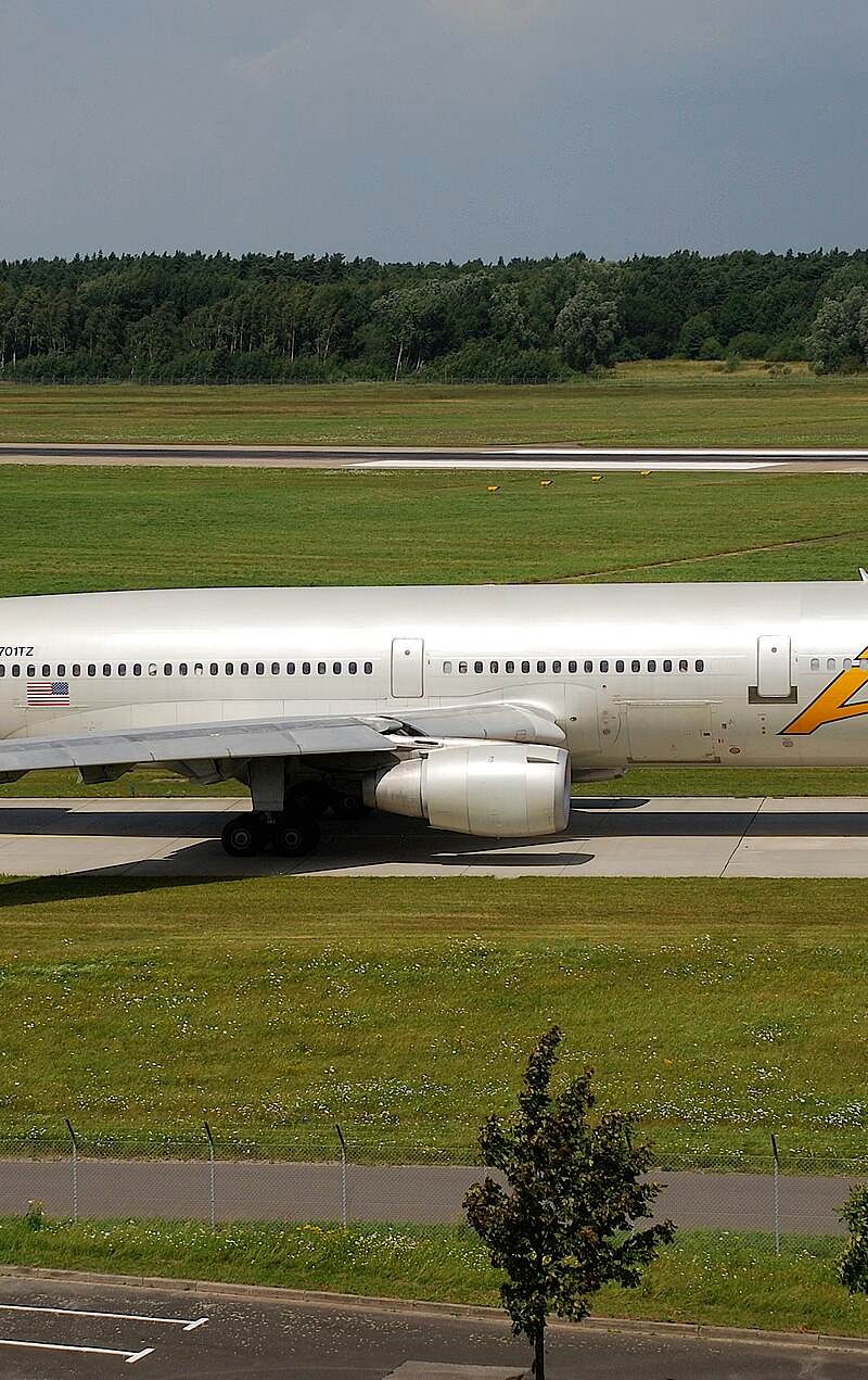 N701TZ - Lockheed