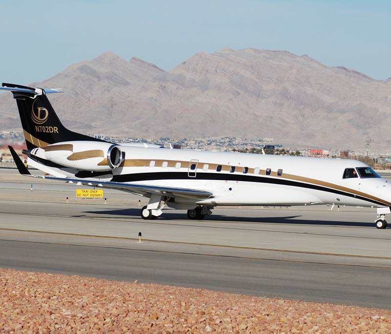 N702DR - Embraer