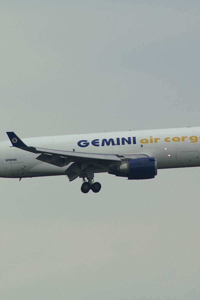 N702GC - Douglas