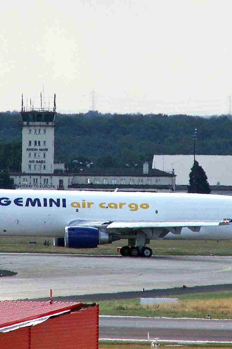 N702GC - Douglas