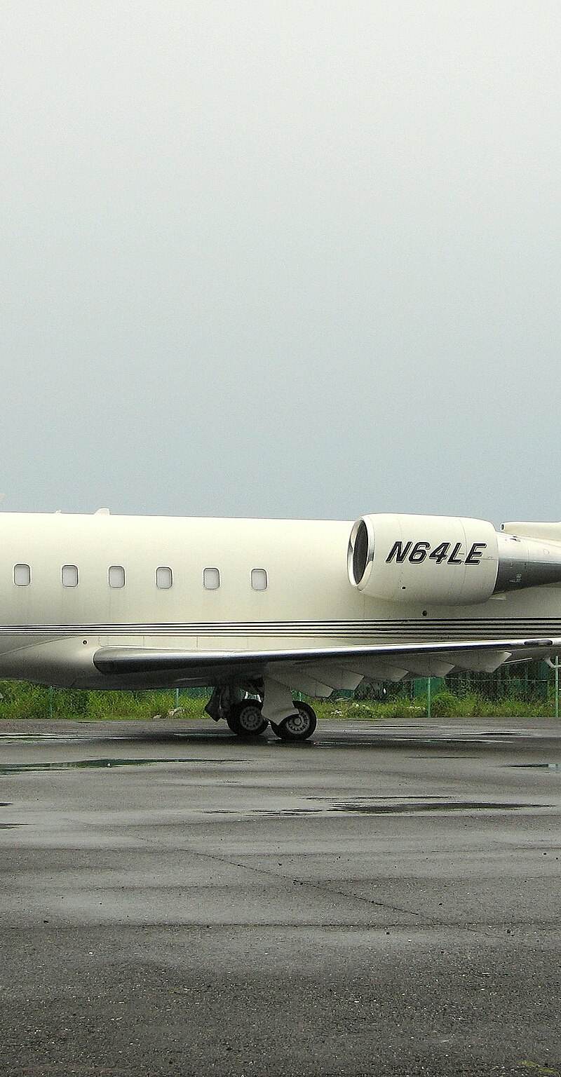 N64LE - Business jet