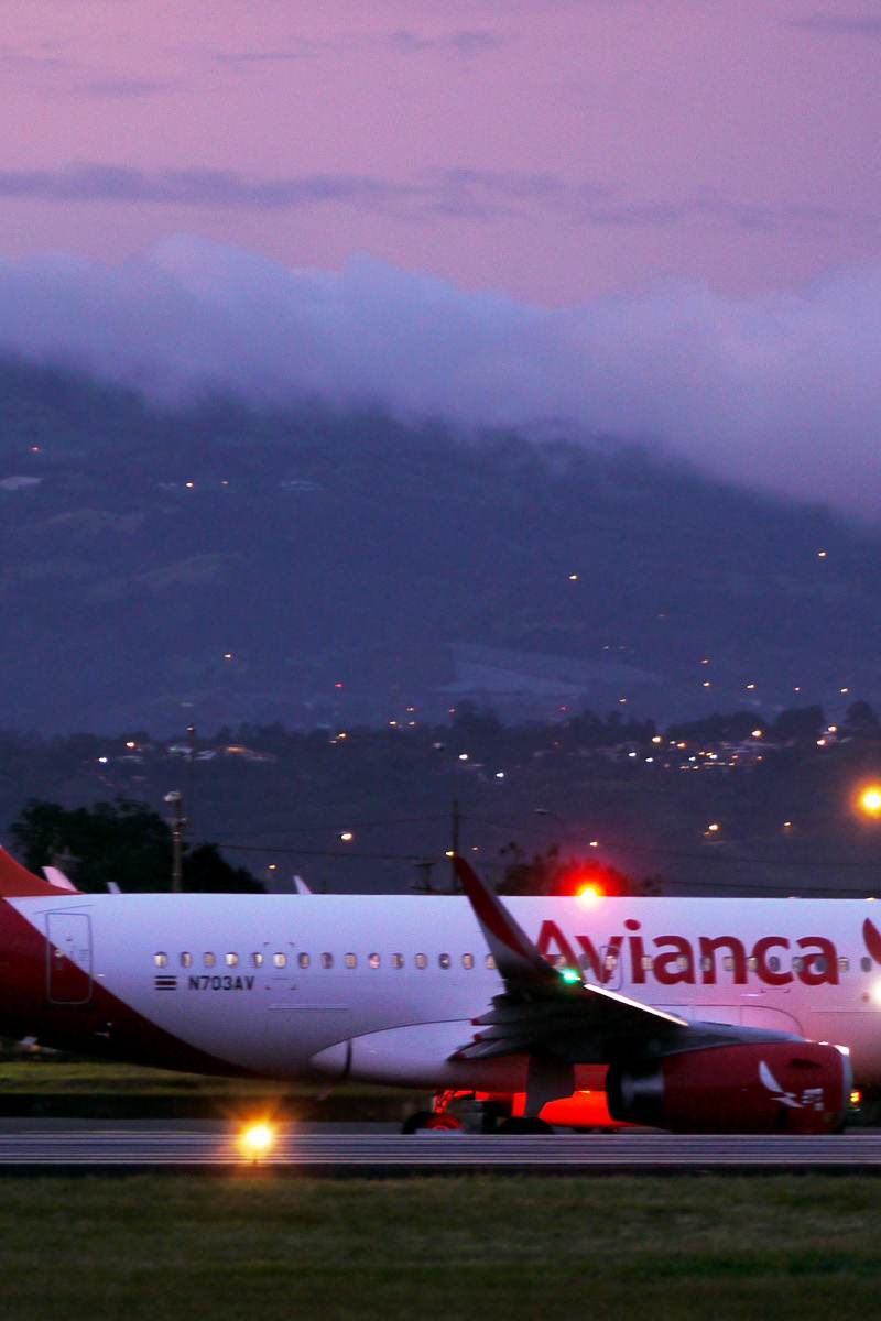 N703AV - Airbus