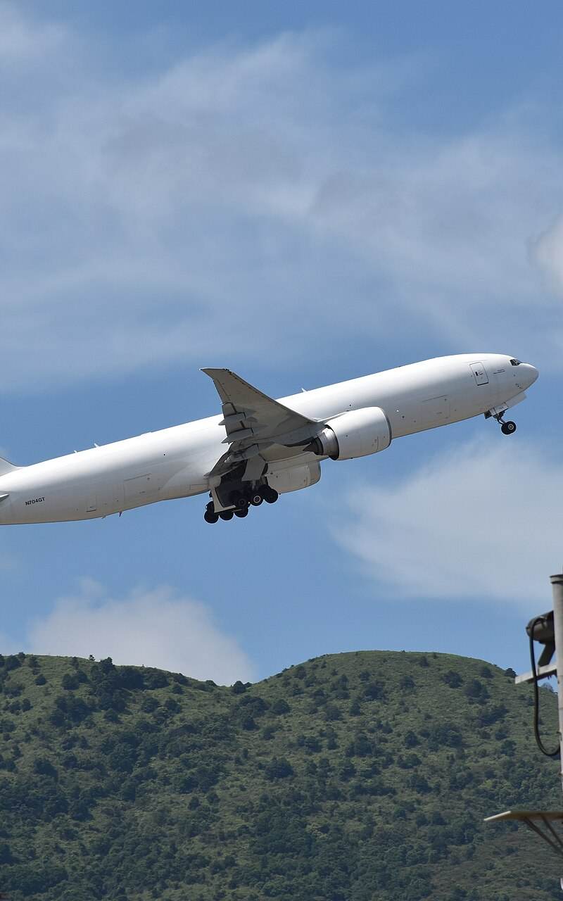 N704GT - Twin-engine aircraft